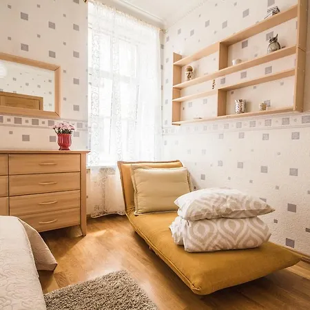 Ginger Apartman *